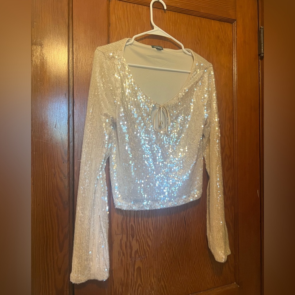 Wild Fable Women's Size Medium Bell Long Sleeve Sequin Holiday Top Champagne - Picture 1 of 5